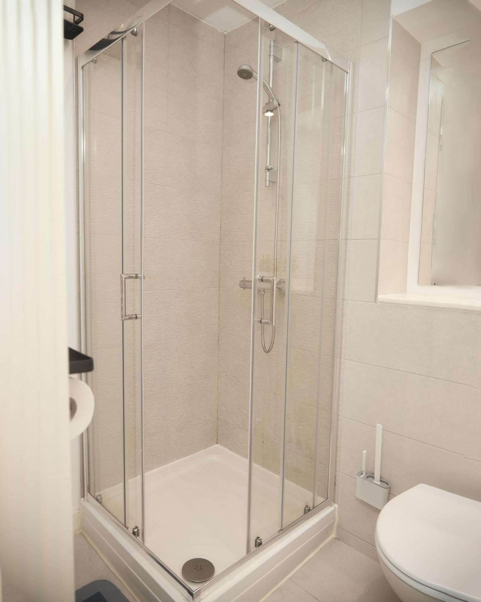 Obi'S House&Suites - Luxury 2Bed Duplex Apartment With Balcony Manchester Luaran gambar