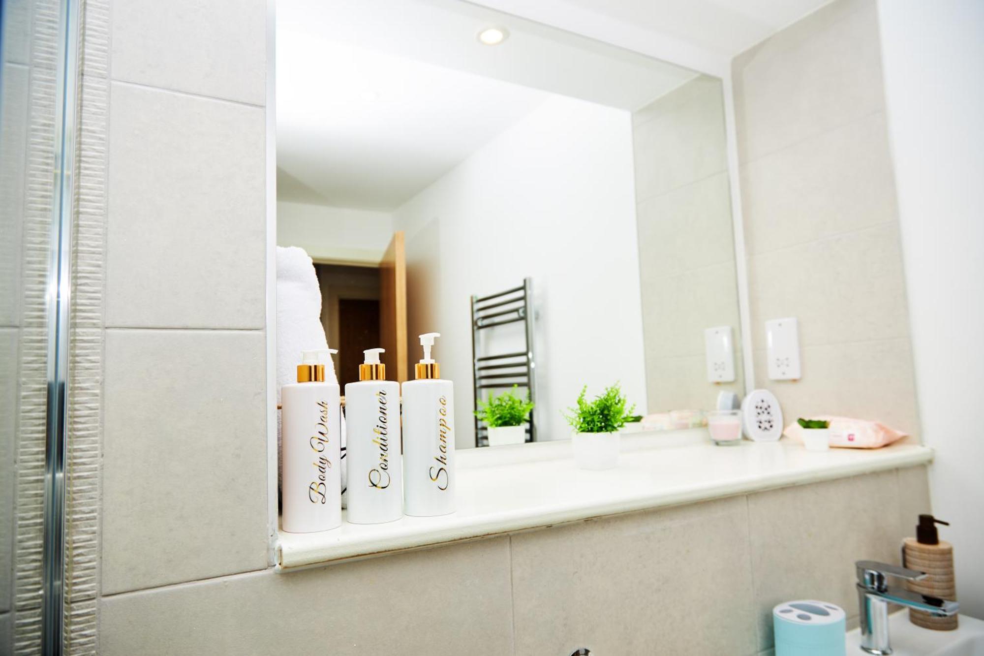 Obi'S House&Suites - Luxury 2Bed Duplex Apartment With Balcony Manchester Luaran gambar